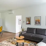 Balatonic Lemon Apartmanhaz Siófok