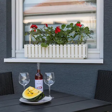 Balatonic Lemon Apartmanhaz * Шиофок