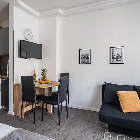 Balatonic Lemon Apartmanhaz *