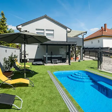 Balatonic Lemon Apartmanhaz Siófok