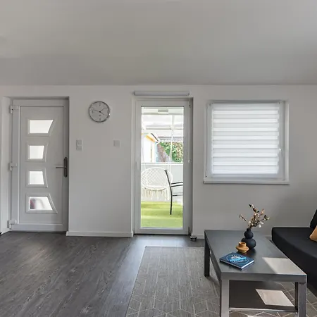 Balatonic Lemon Apartmanhaz * Siófok
