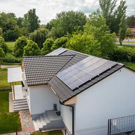 Apartment Balatonic Lemon Apartmanhaz Siófok