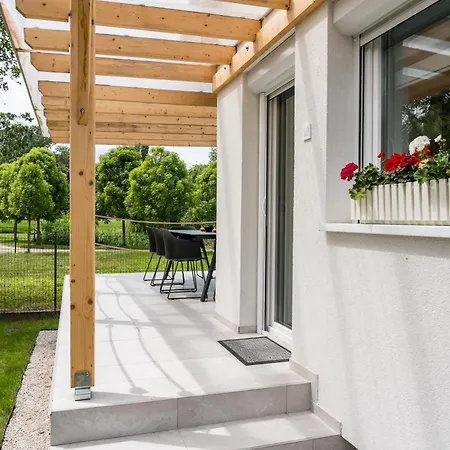 Balatonic Lemon Apartmanhaz Siófok