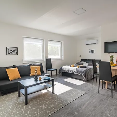Balatonic Lemon Apartmanhaz