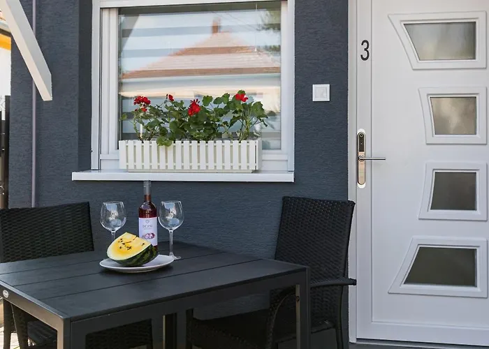 Balatonic Lemon Apartmanhaz Apartman *