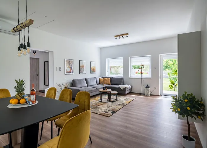 Balatonic Lemon Apartmanhaz